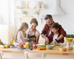 Vegane Familien sind weitreichender Diskriminierung ausgesetzt